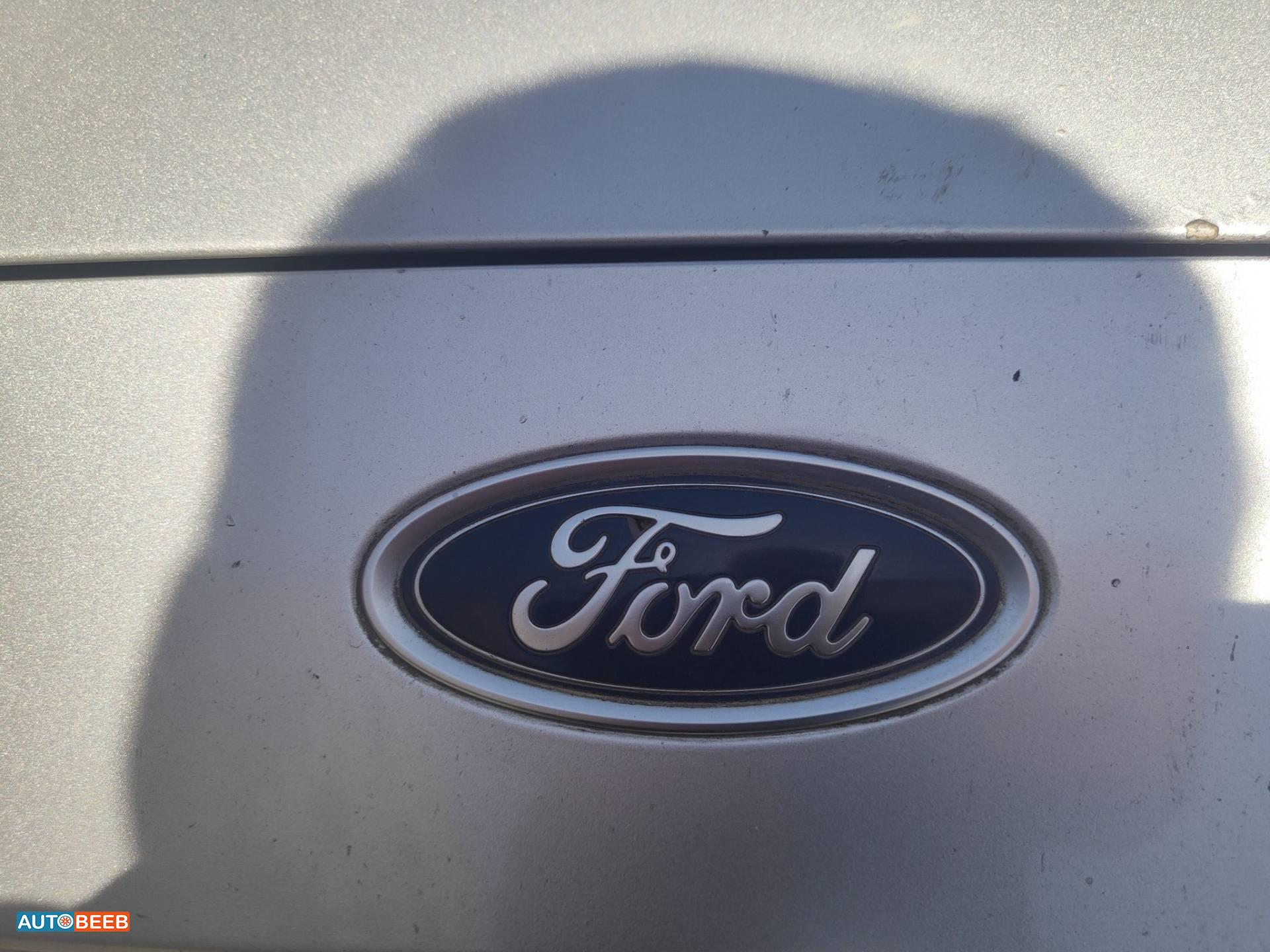 Body  Emblems Ford Fusion