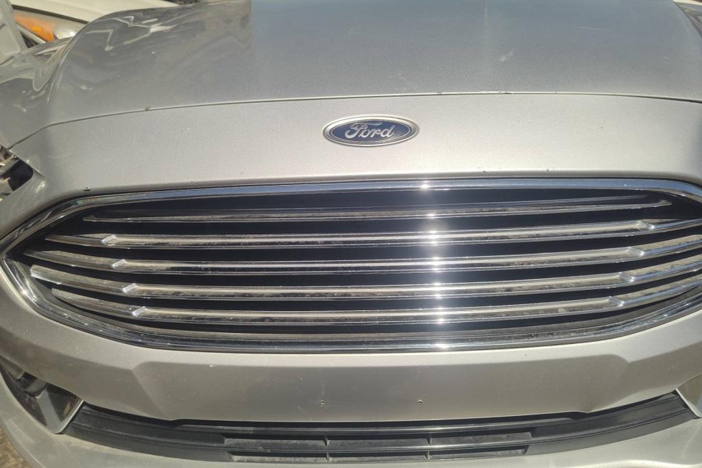 Body  Grilles Ford Fusion