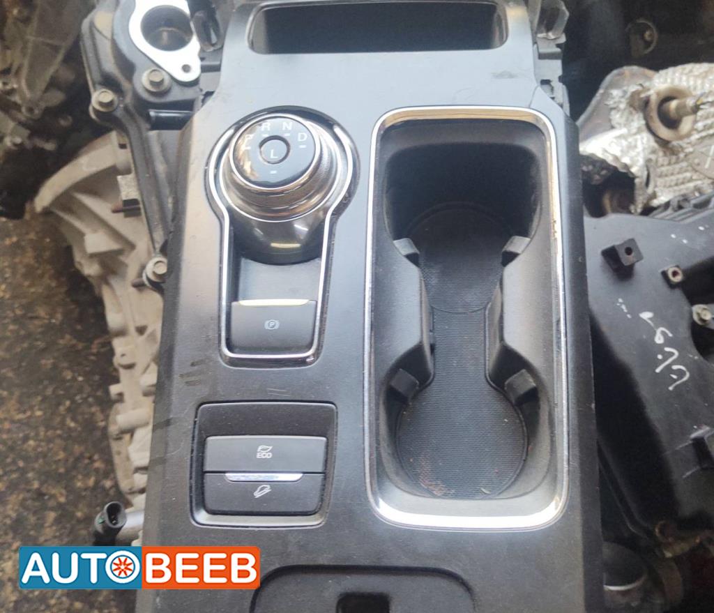 Cabin  Control buttons Ford Fusion