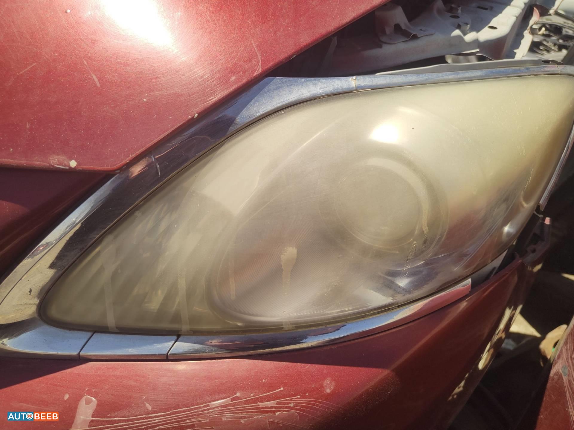 ضوء امامي شمال لكزس Gs450 2011 2012