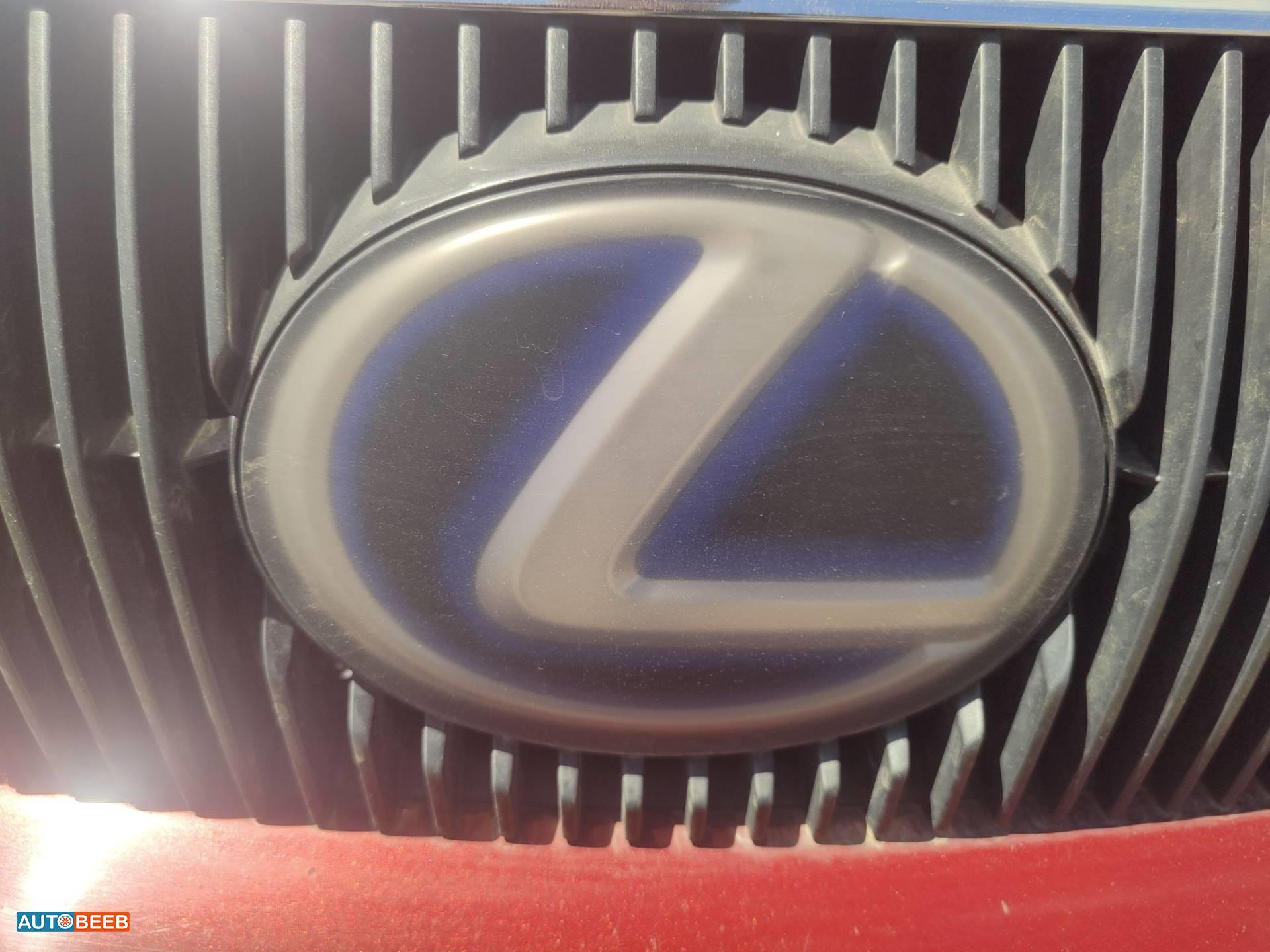 شعار طمبون امامي لكزس Gs450 2011 2012