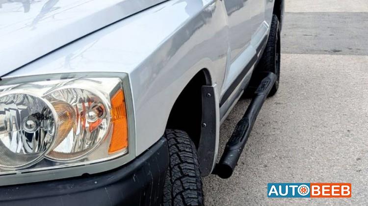 Dodge Dakota 2005