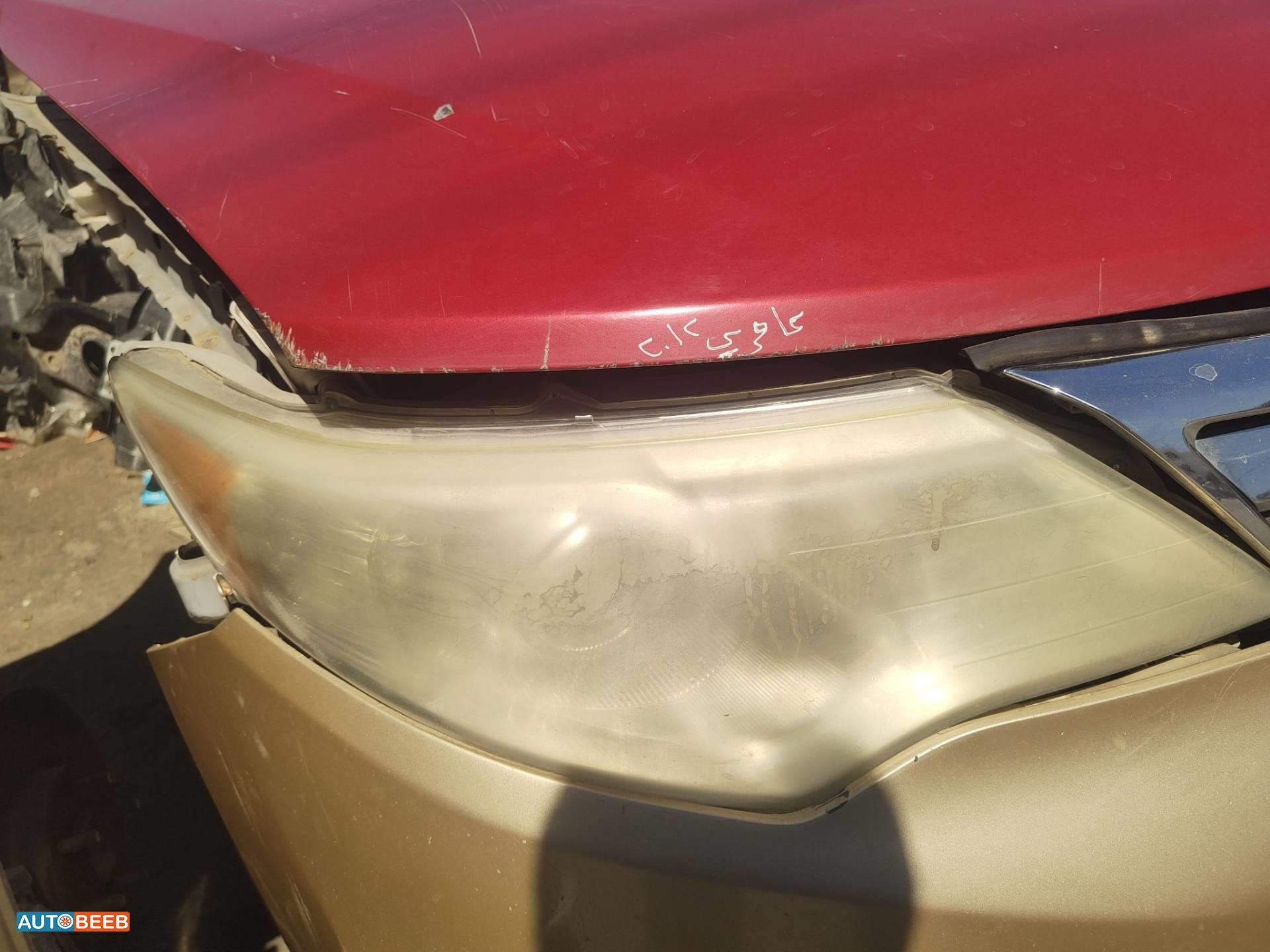 ضوء امامي يمين تويوتا كامري 2012 2013 2014