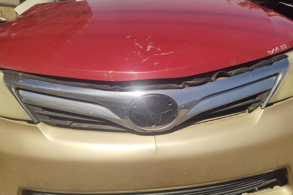 Body  Grilles Toyota Camry