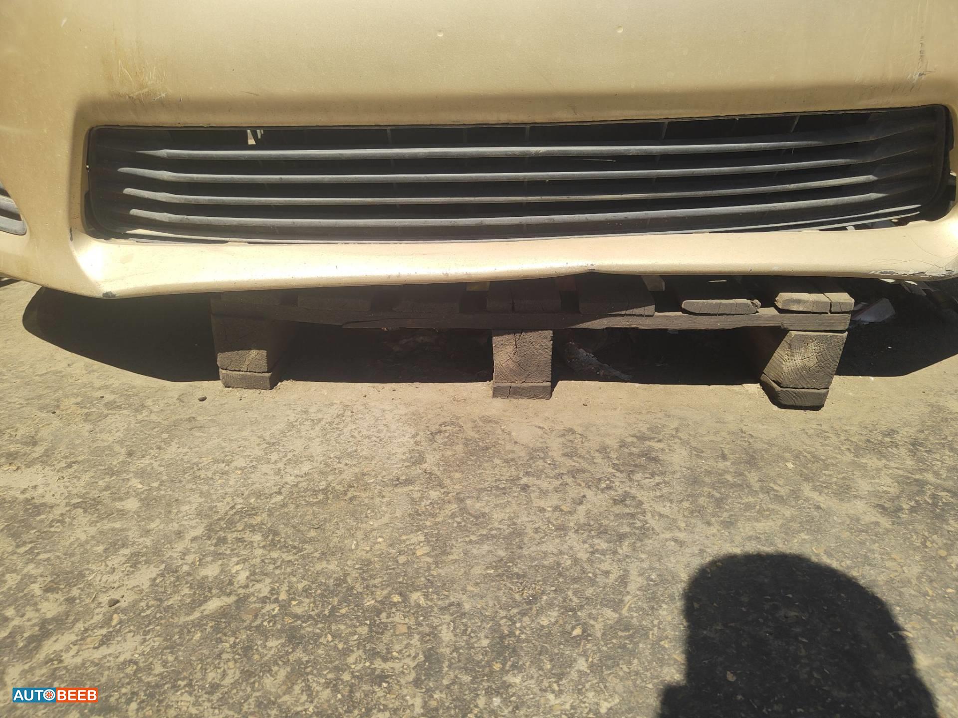 Body  Grilles Toyota Camry