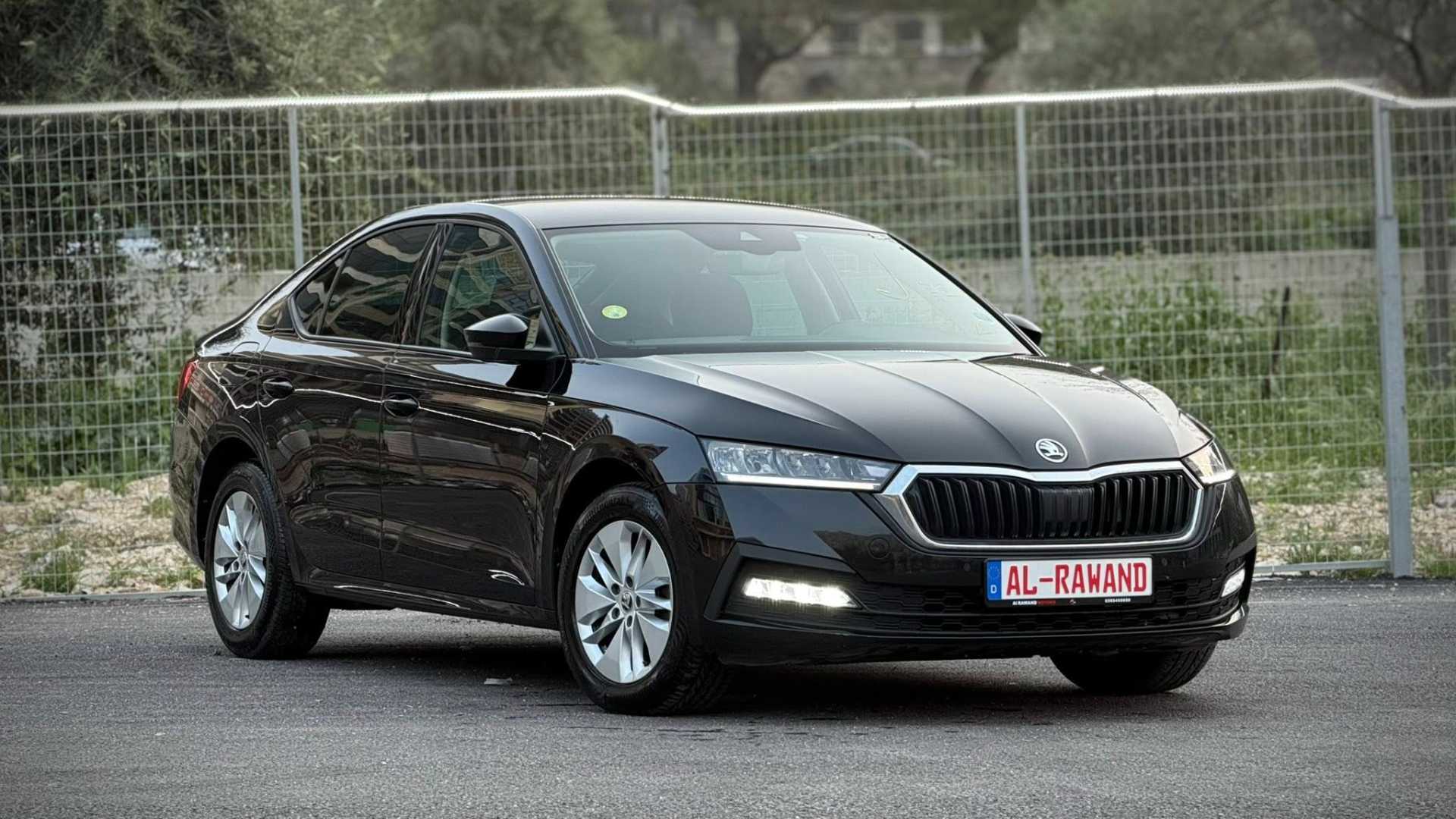 سكودا اوكتافيا 2023