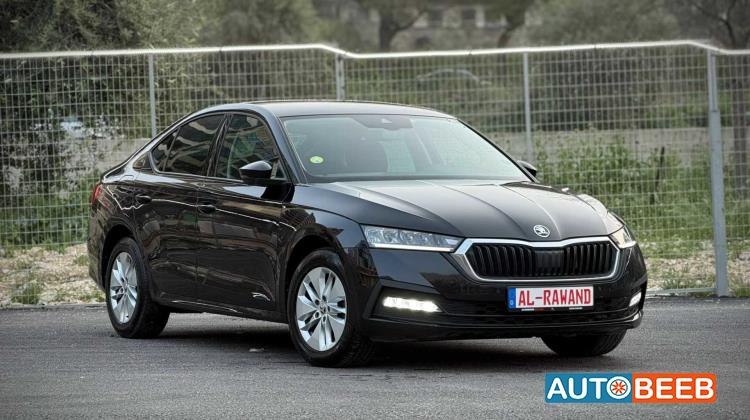 سكودا اوكتافيا 2023