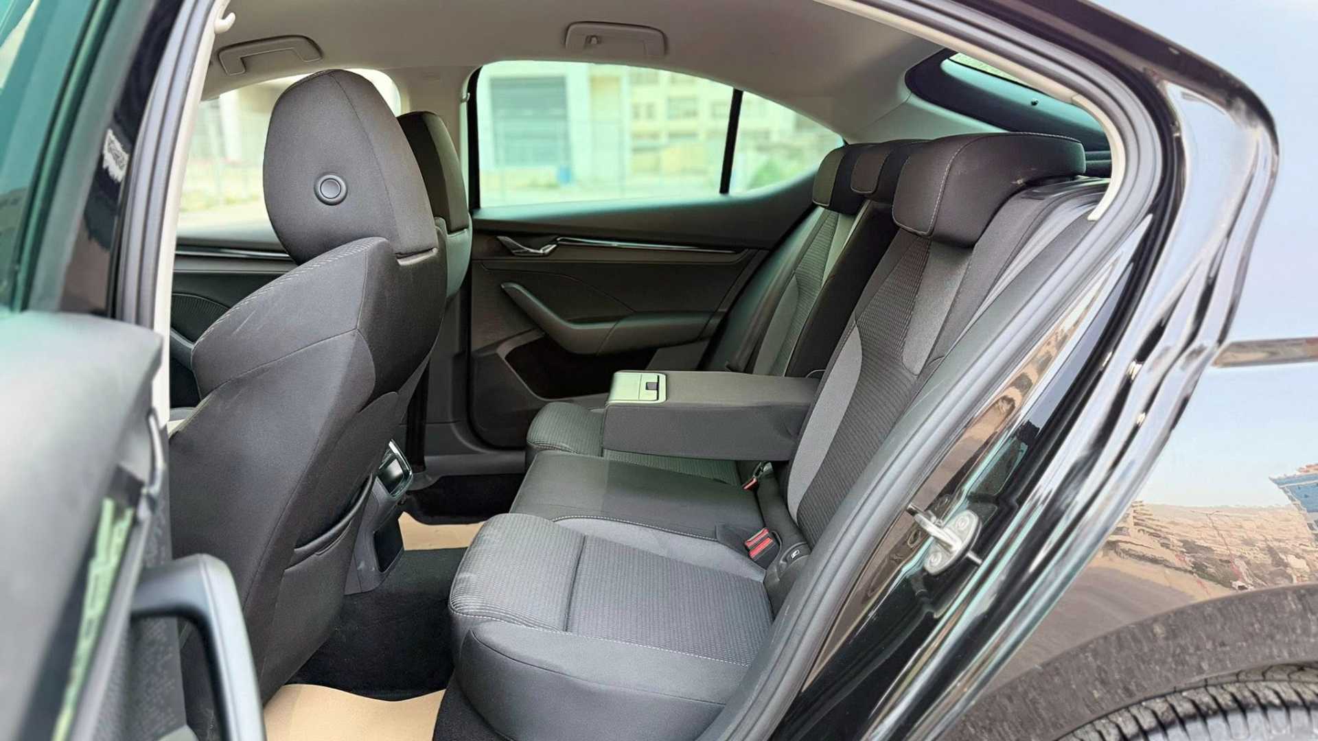 سكودا اوكتافيا 2023