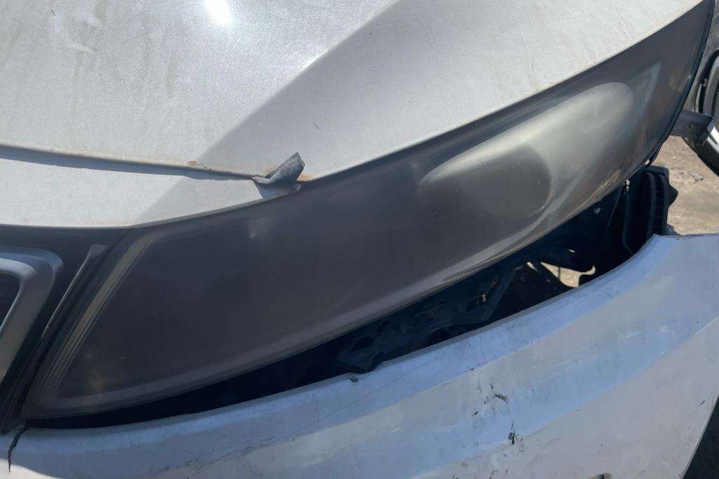 ضوء امامي شمال كيا أوبتيما 2011 2012 2013