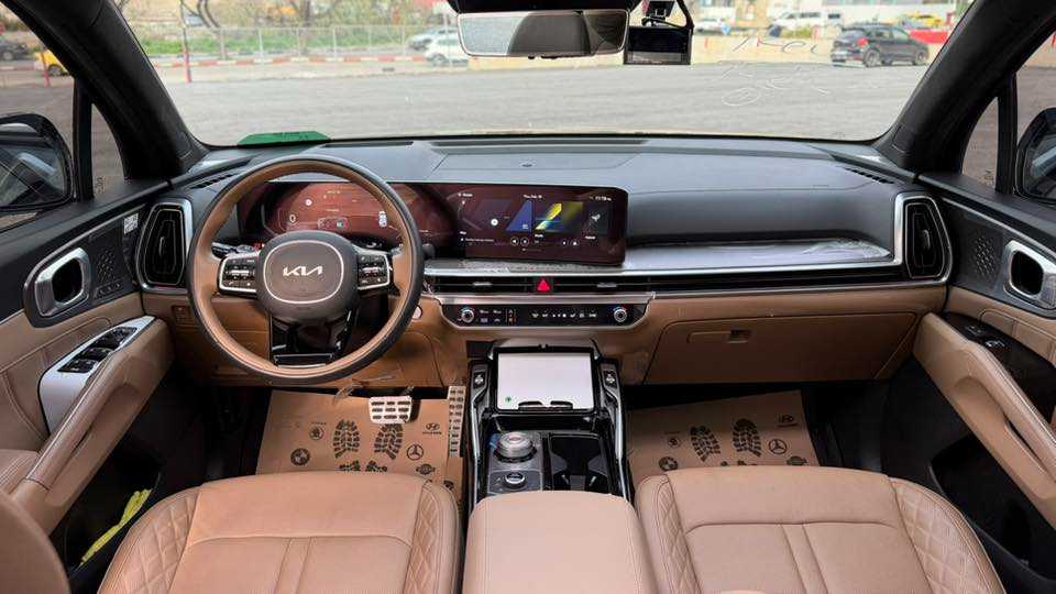 كيا سورينتو 2023