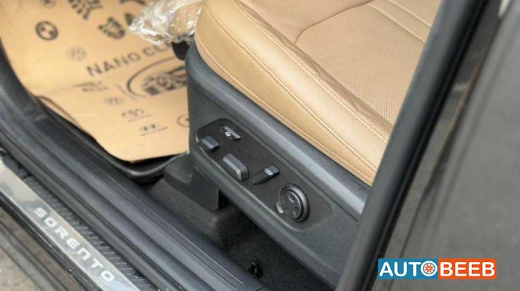 كيا سورينتو 2023