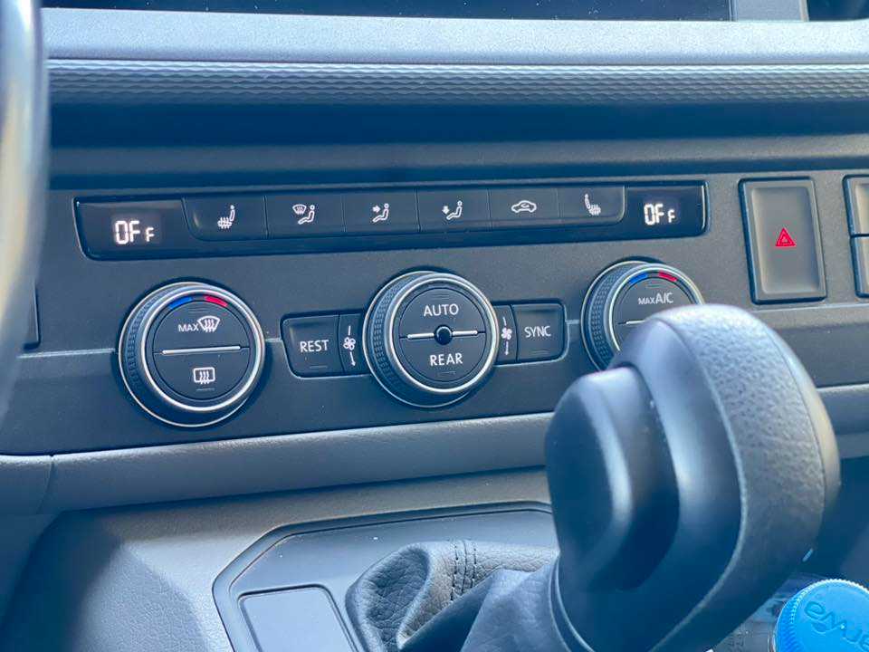 Minibus Volkswagen 2022