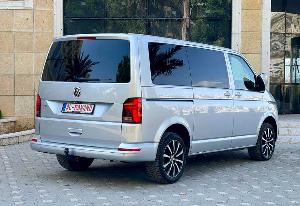 Minibus Volkswagen 2022