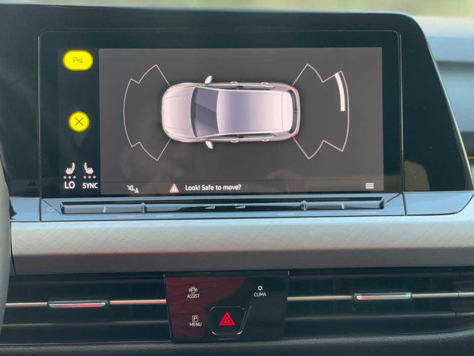 فولكس فاجن جولف 2021