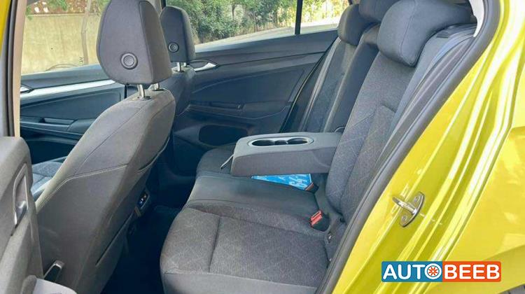 فولكس فاجن جولف 2021