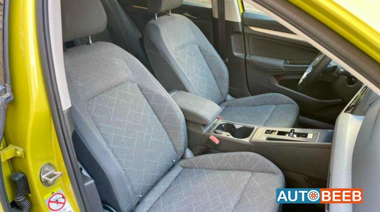 فولكس فاجن جولف 2021