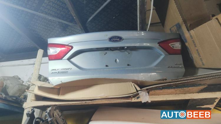 Body  Trunk Ford Fusion
