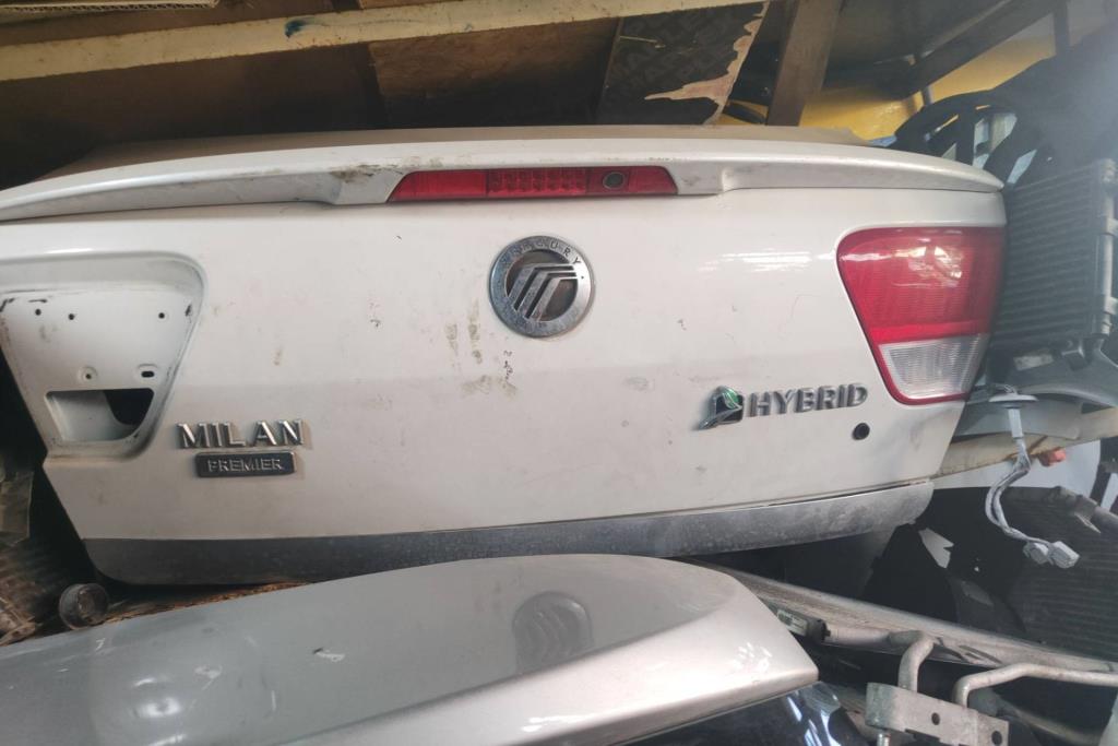 غطاء خلفي ميركوري ميلان 2010 2011