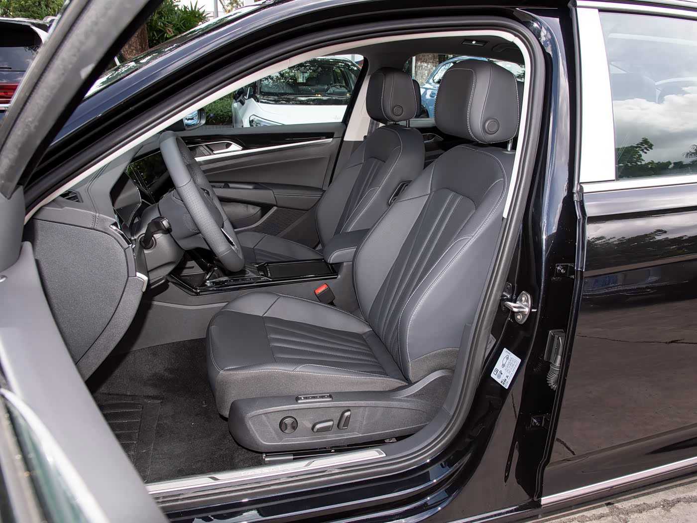 فولكس فاجن باسات 2026