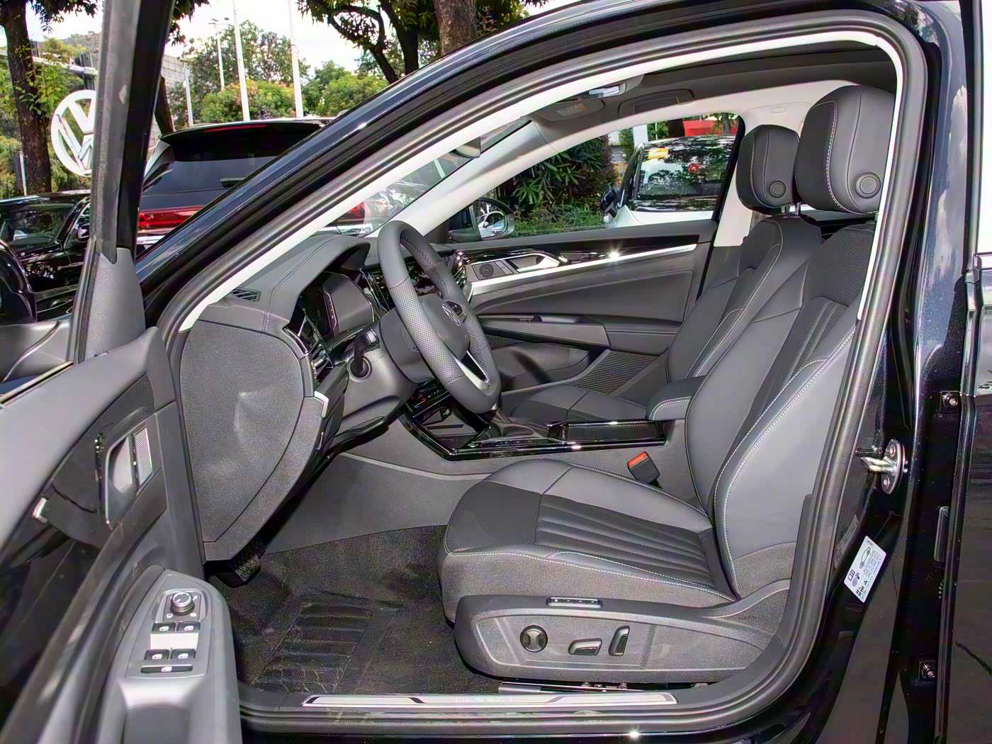 فولكس فاجن باسات 2026