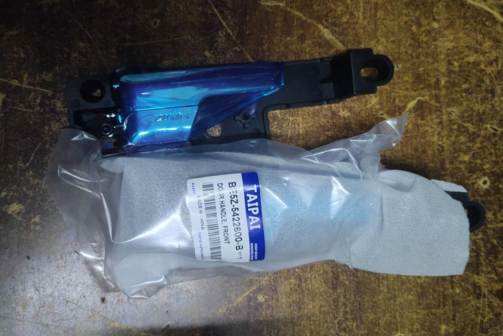 Body  Door Handle  Ford Fusion