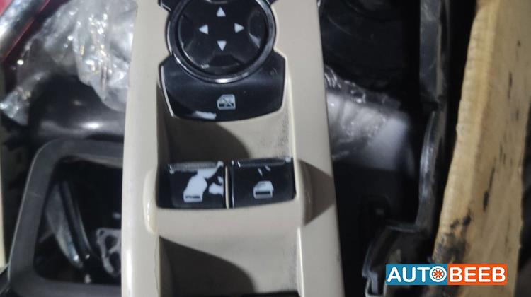 Cabin  Control buttons Lincoln MKZ