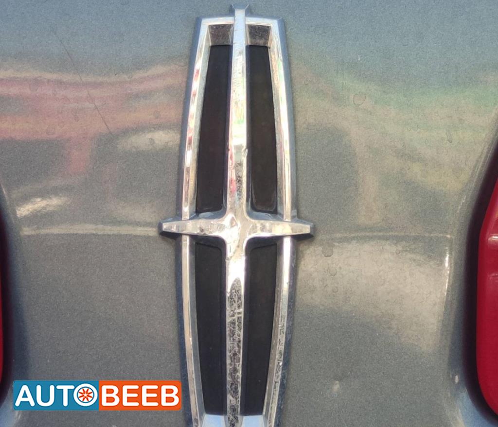 Body  Emblems Lincoln MKZ
