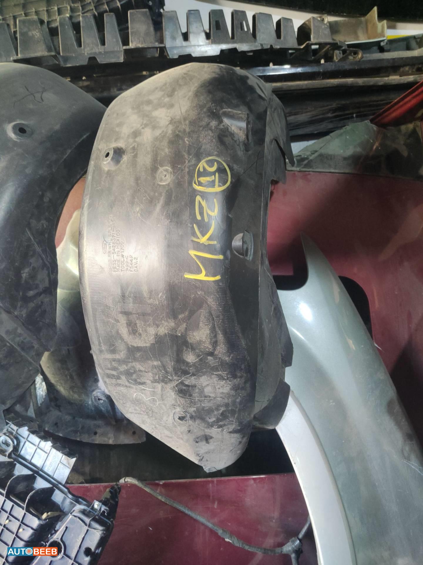 Body  RR BUMPER Lincoln MKZ