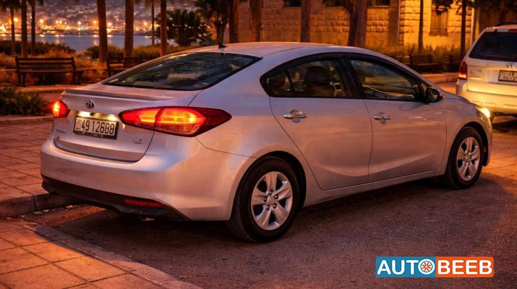 كيا سيراتو 2017