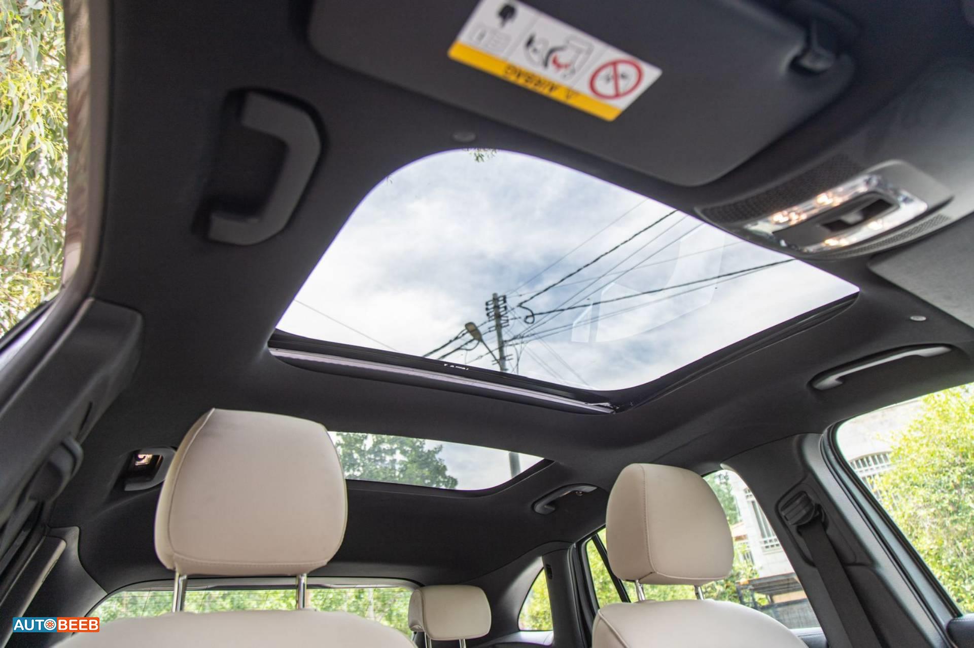 مرسيدس بنز EQA250 2022