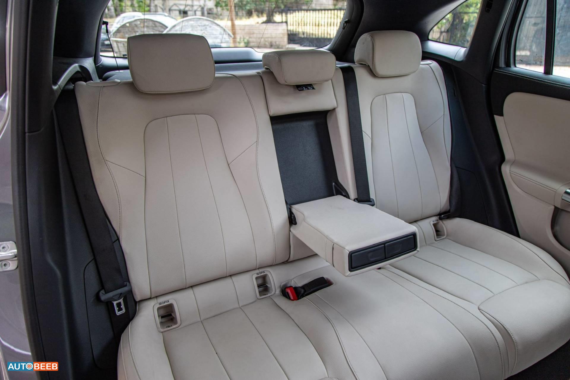 مرسيدس بنز EQA250 2022