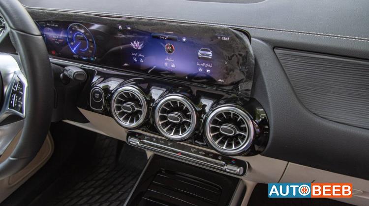 مرسيدس بنز EQA250 2022