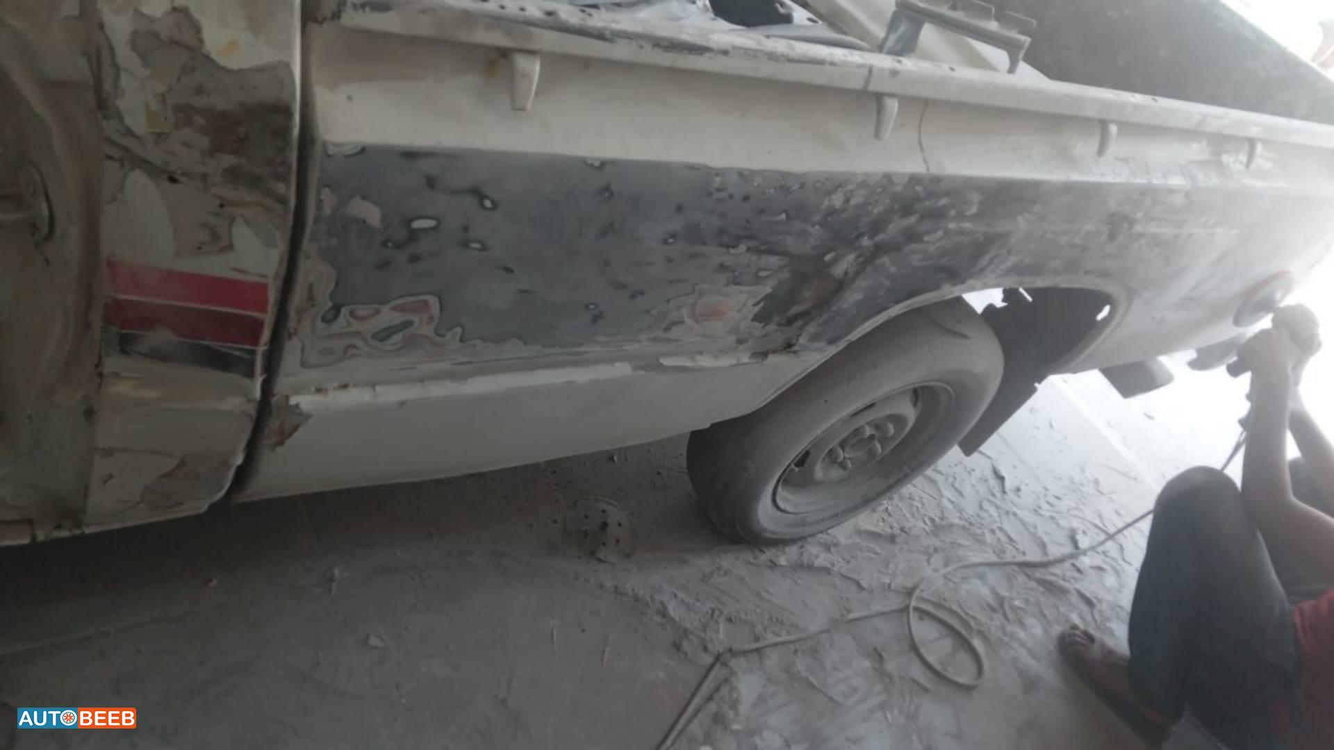 تويوتا هيلوكس 1984