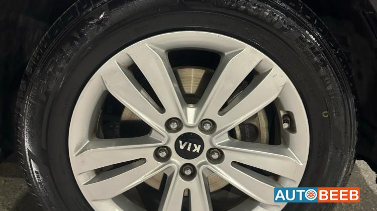 كيا سبورتاج 2017