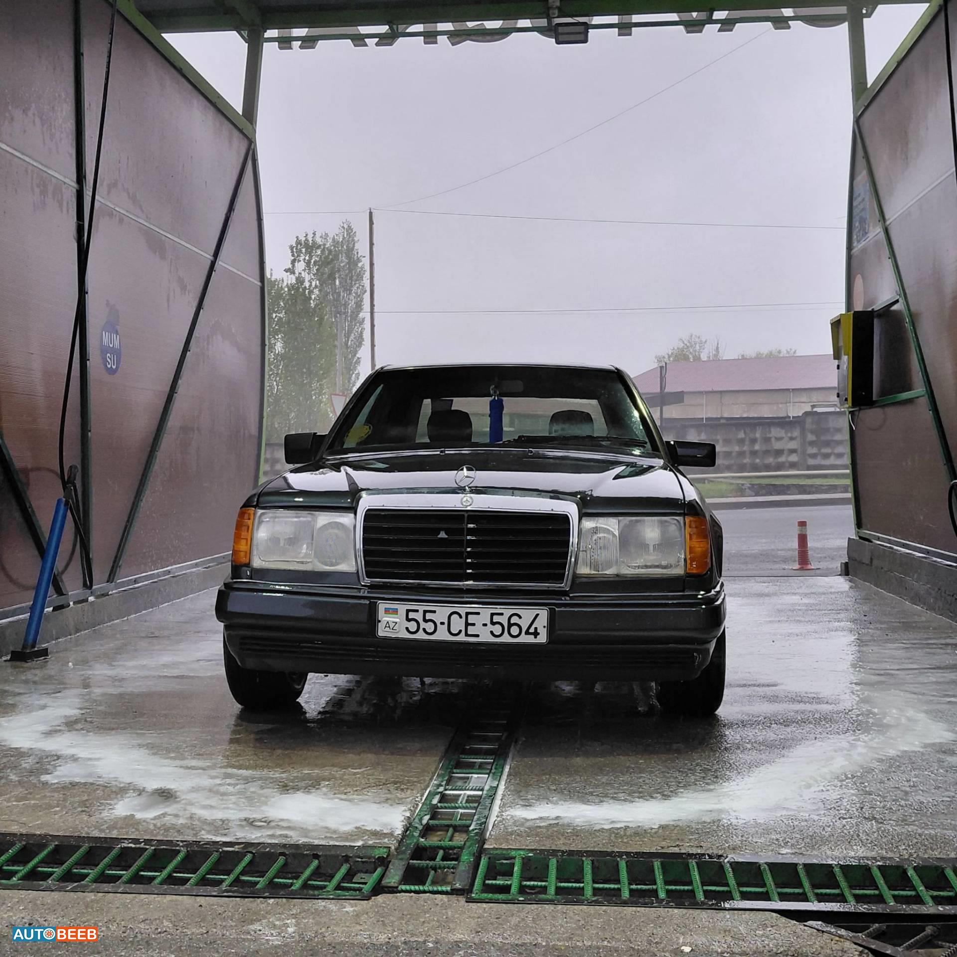 مرسيدس بنز E200 1992