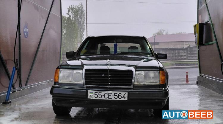 مرسيدس بنز E200 1992