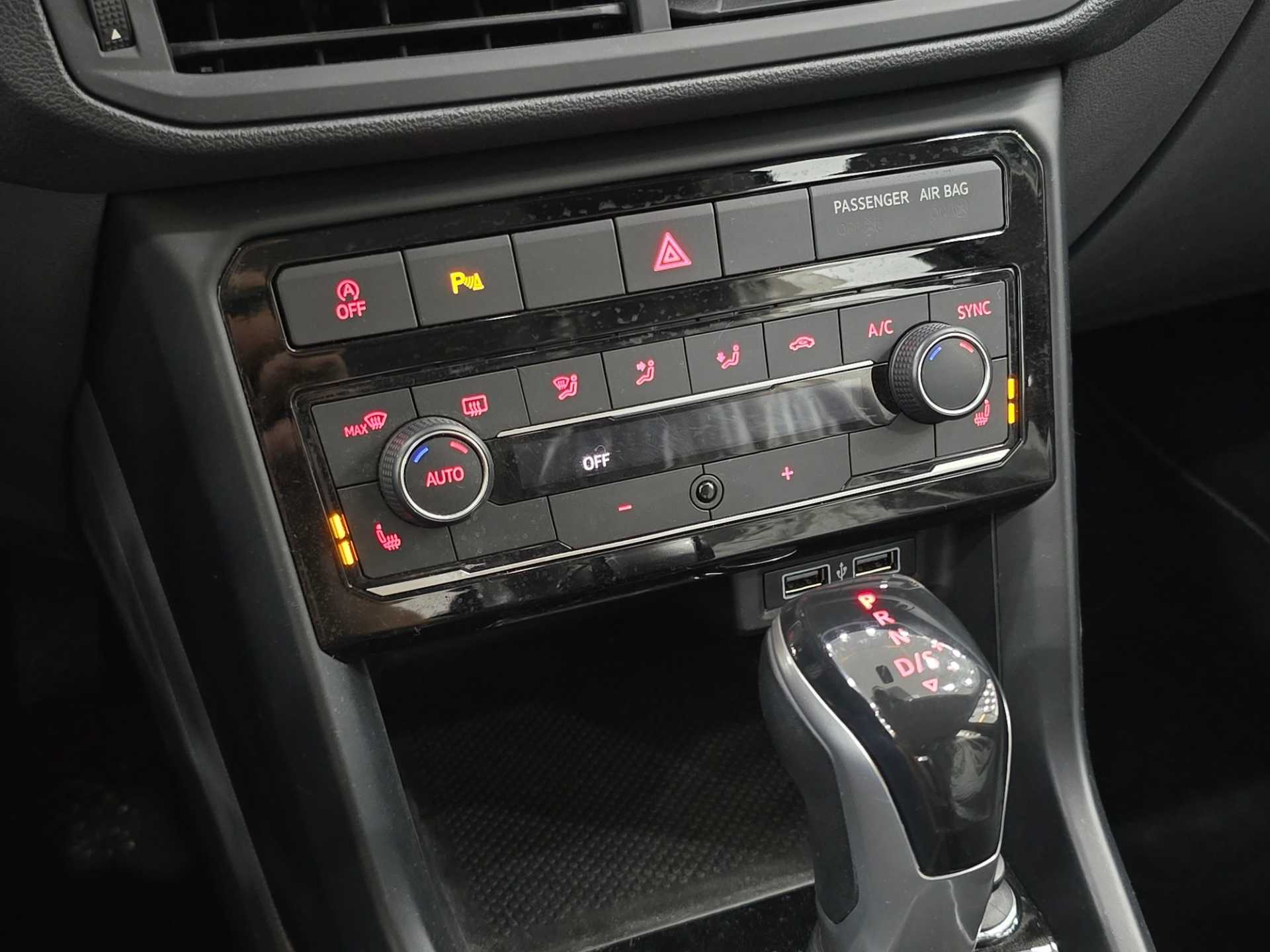 فولكس فاجن T-كروس 2021