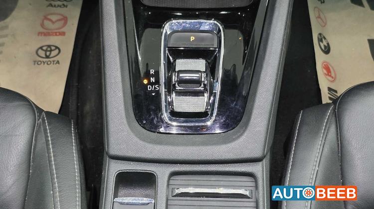 سكودا اوكتافيا 2020