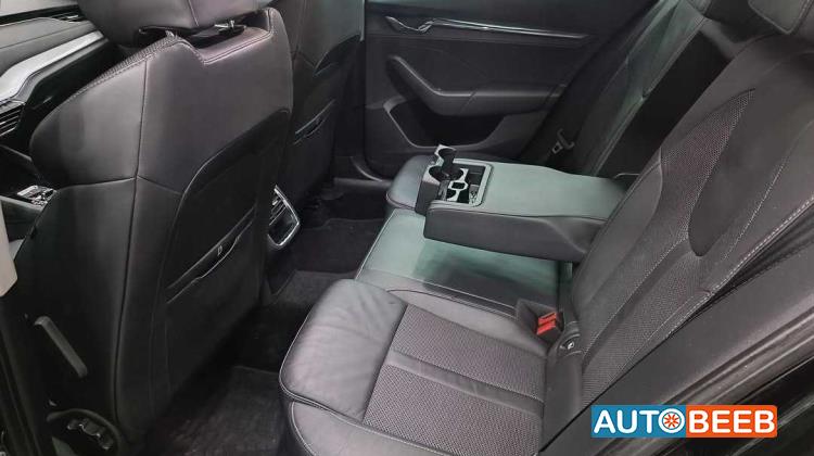 سكودا اوكتافيا 2020