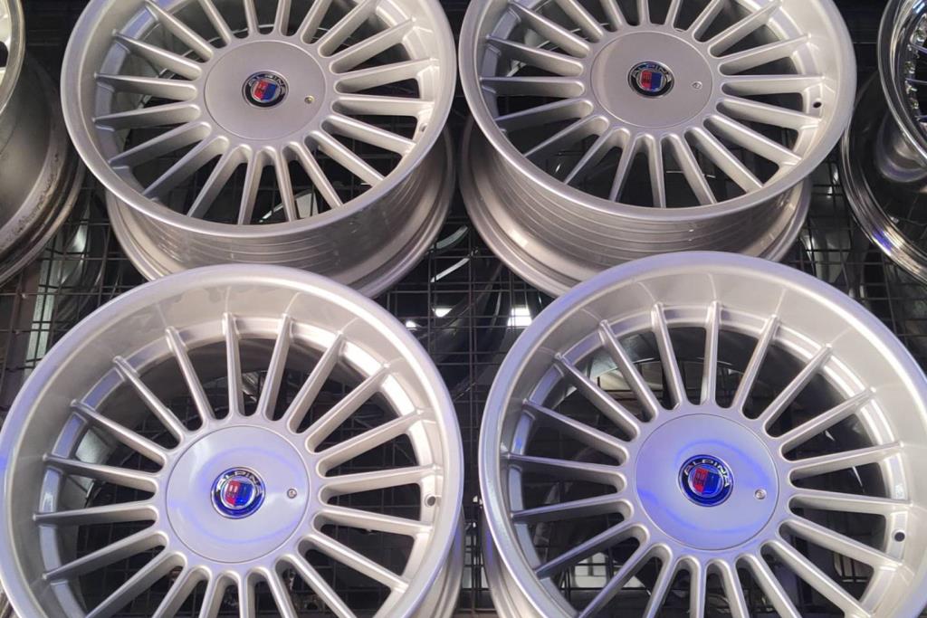 طقم جنطات البينا قياس 18 