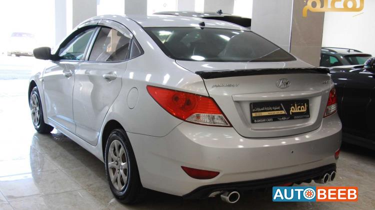 Hyundai Accent 2014