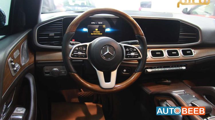 Mercedes Benz GLE300 2020
