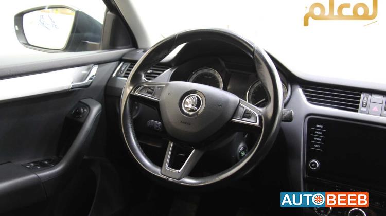 سكودا اوكتافيا 2020