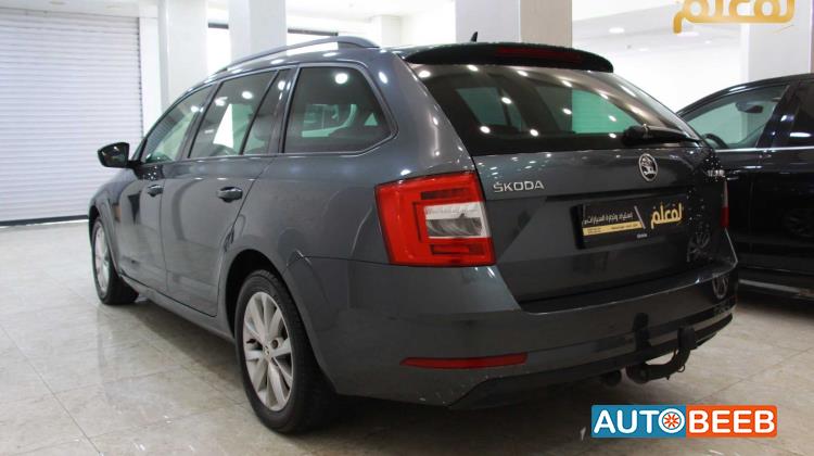 سكودا اوكتافيا 2020