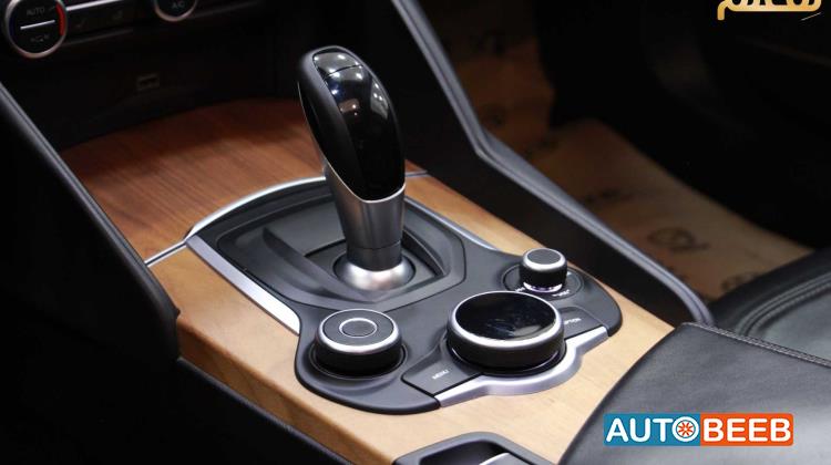 الفا روميو جوليا 2018