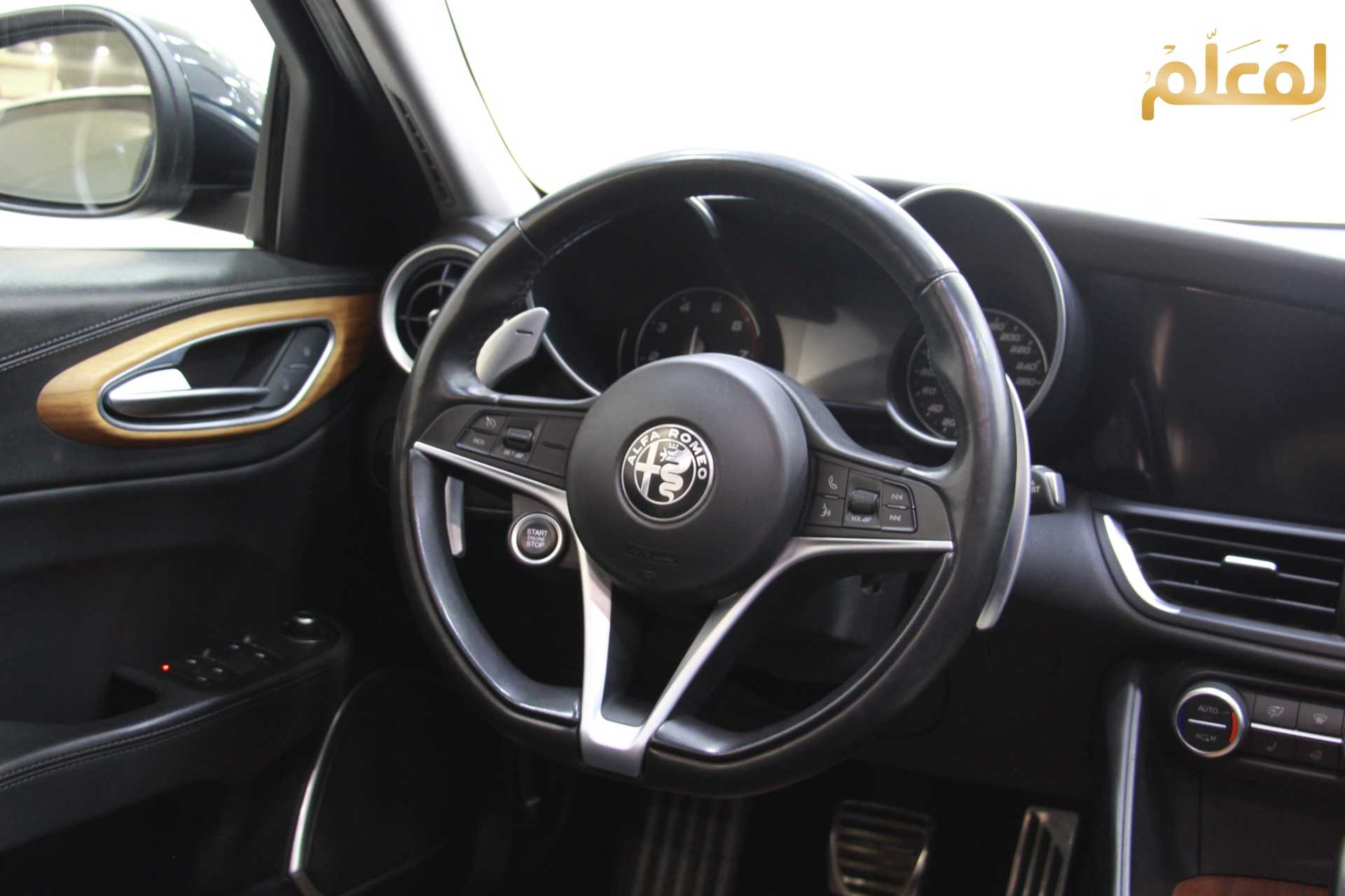 الفا روميو جوليا 2018