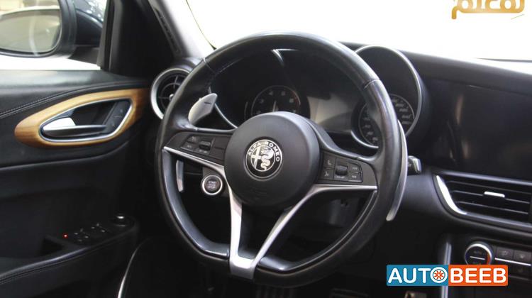 الفا روميو جوليا 2018