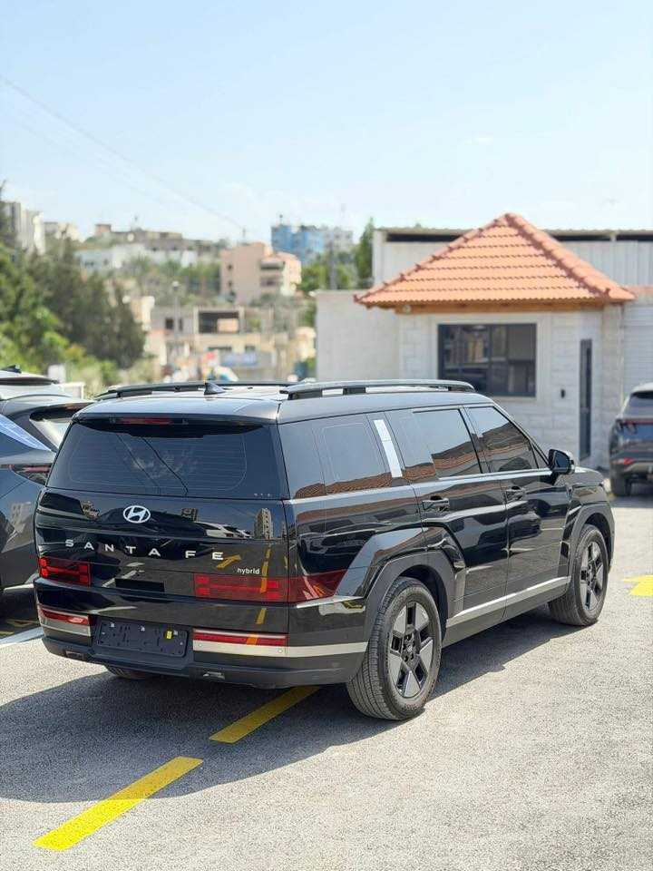 هيونداي سنتافي 2025