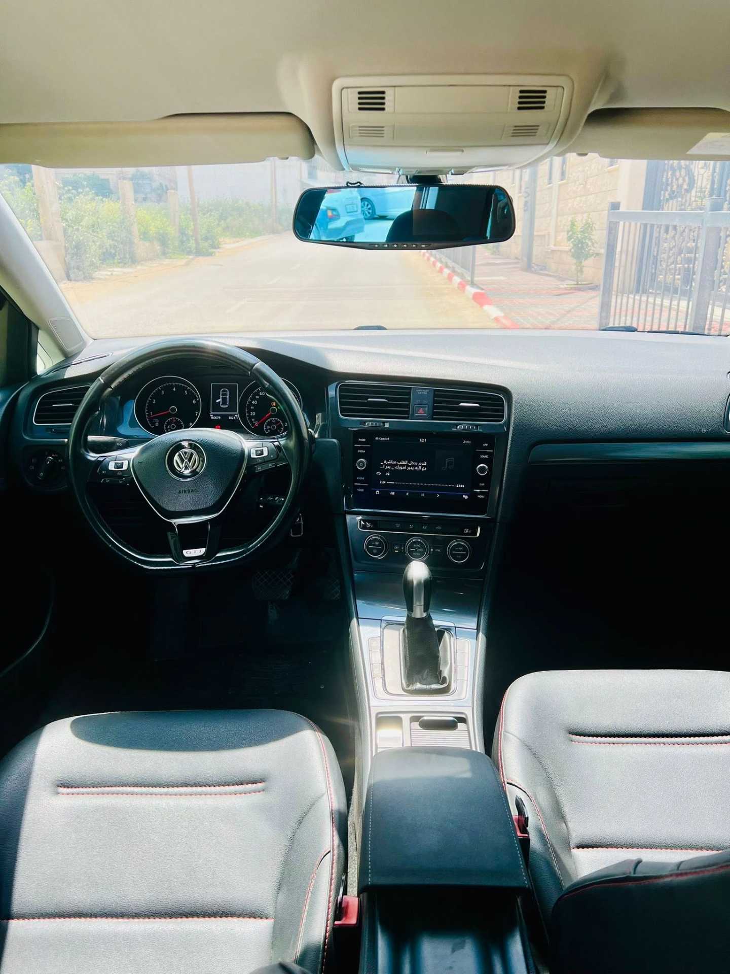 فولكس فاجن جولف MK 2017