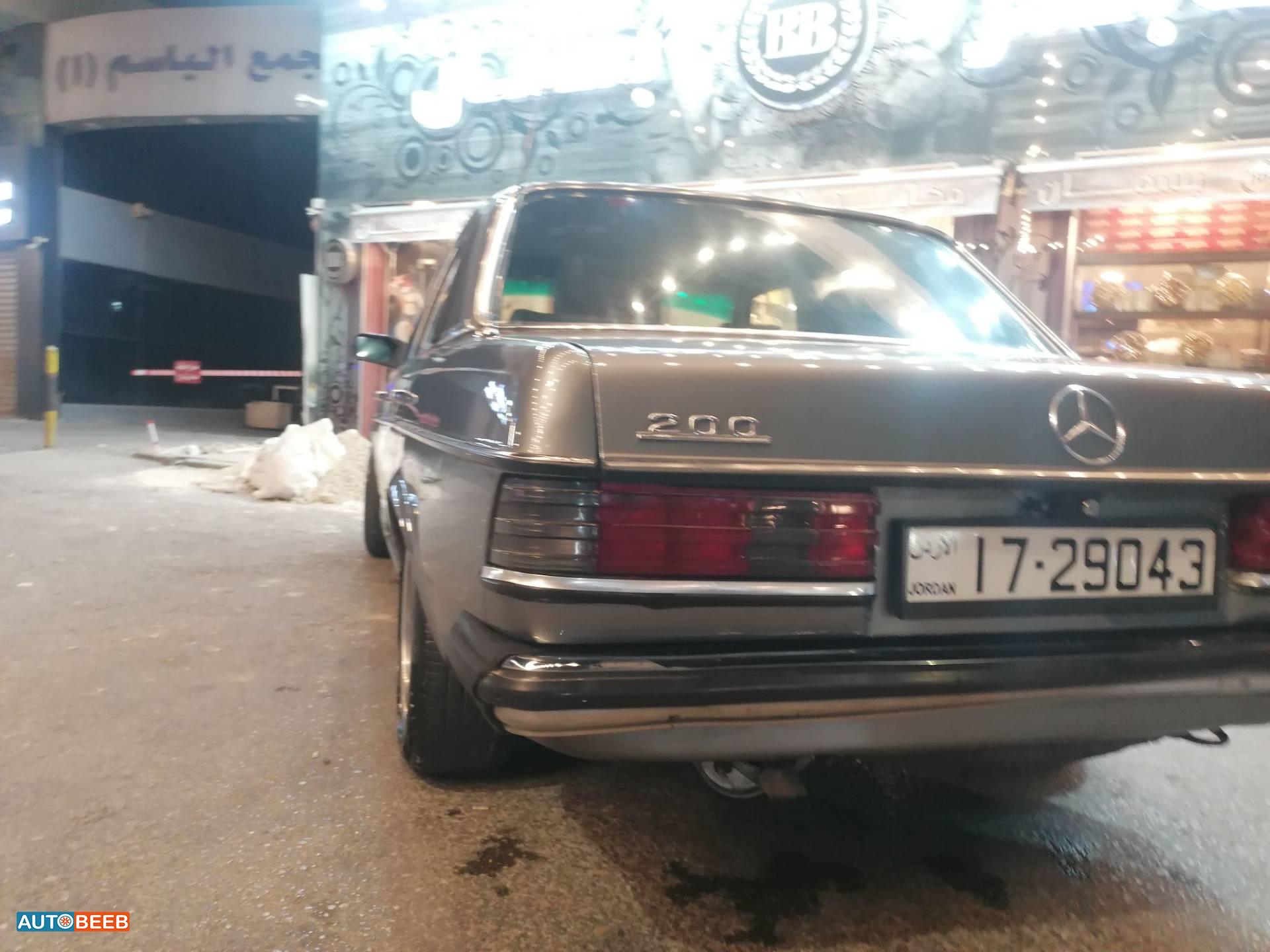 مرسيدس بنز 200 1984